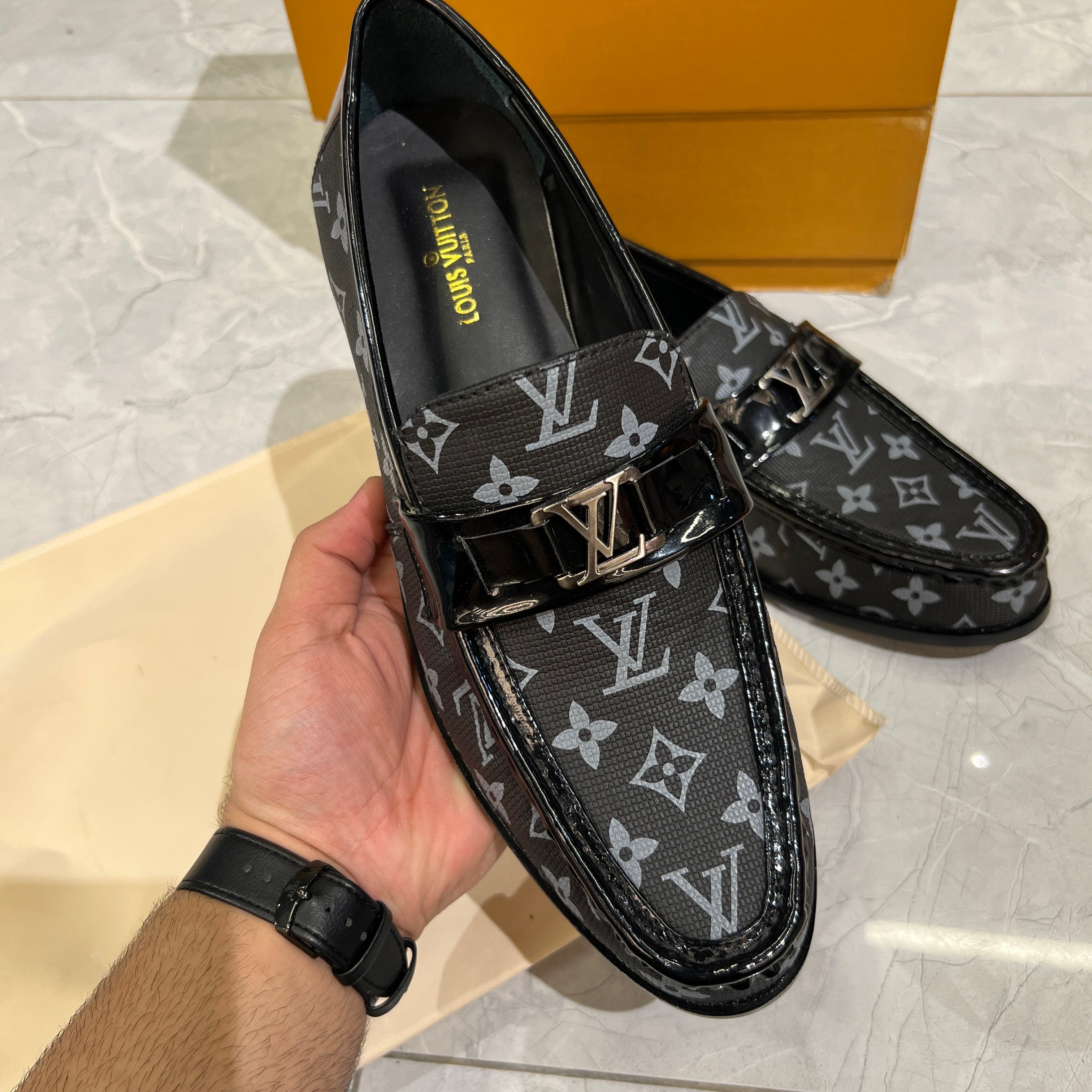 L-V LOAFERS pk