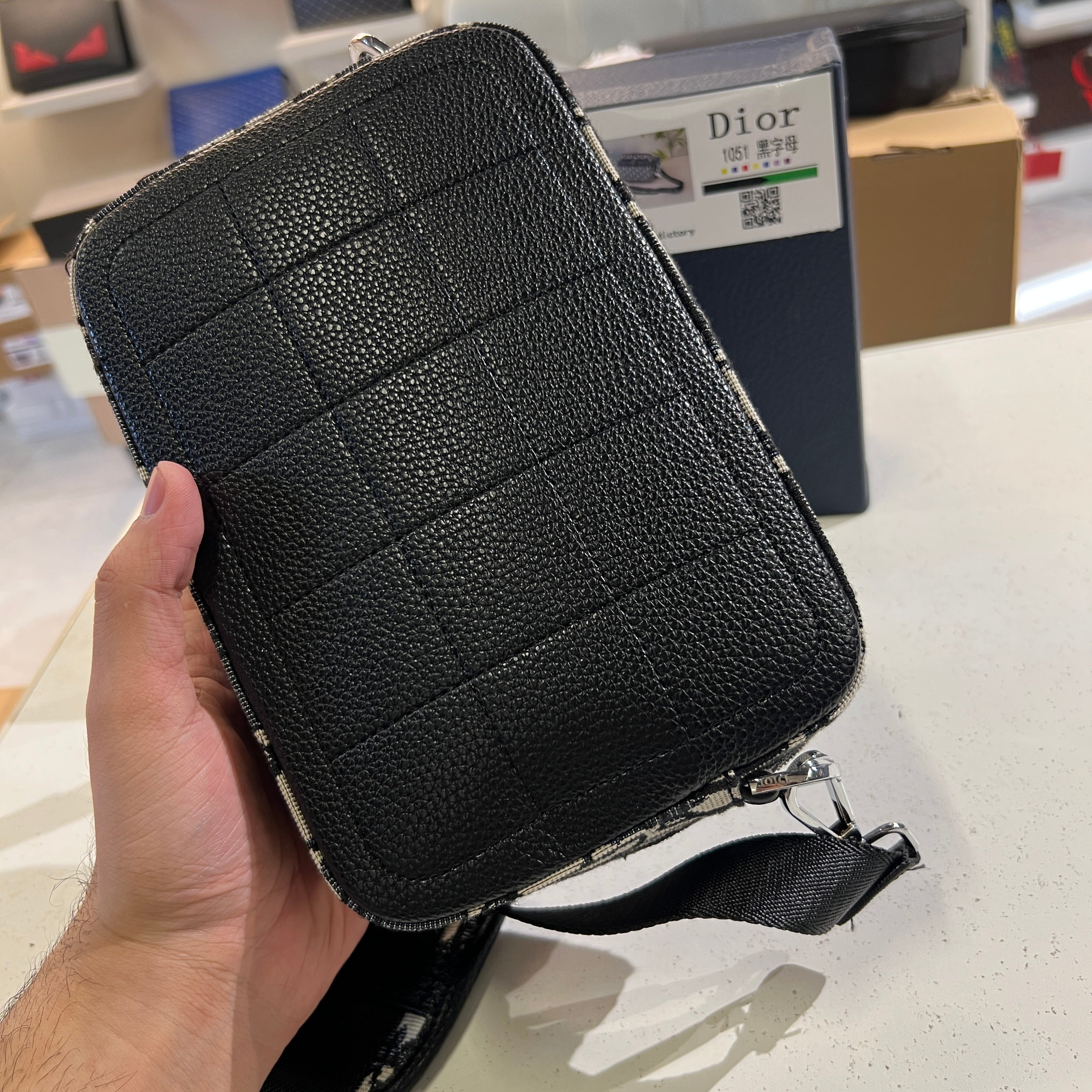 DIR Classic Shoulder Bag