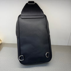L-V Classic Shoulder Bag