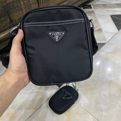 Tommy Classic Shoulder Bag