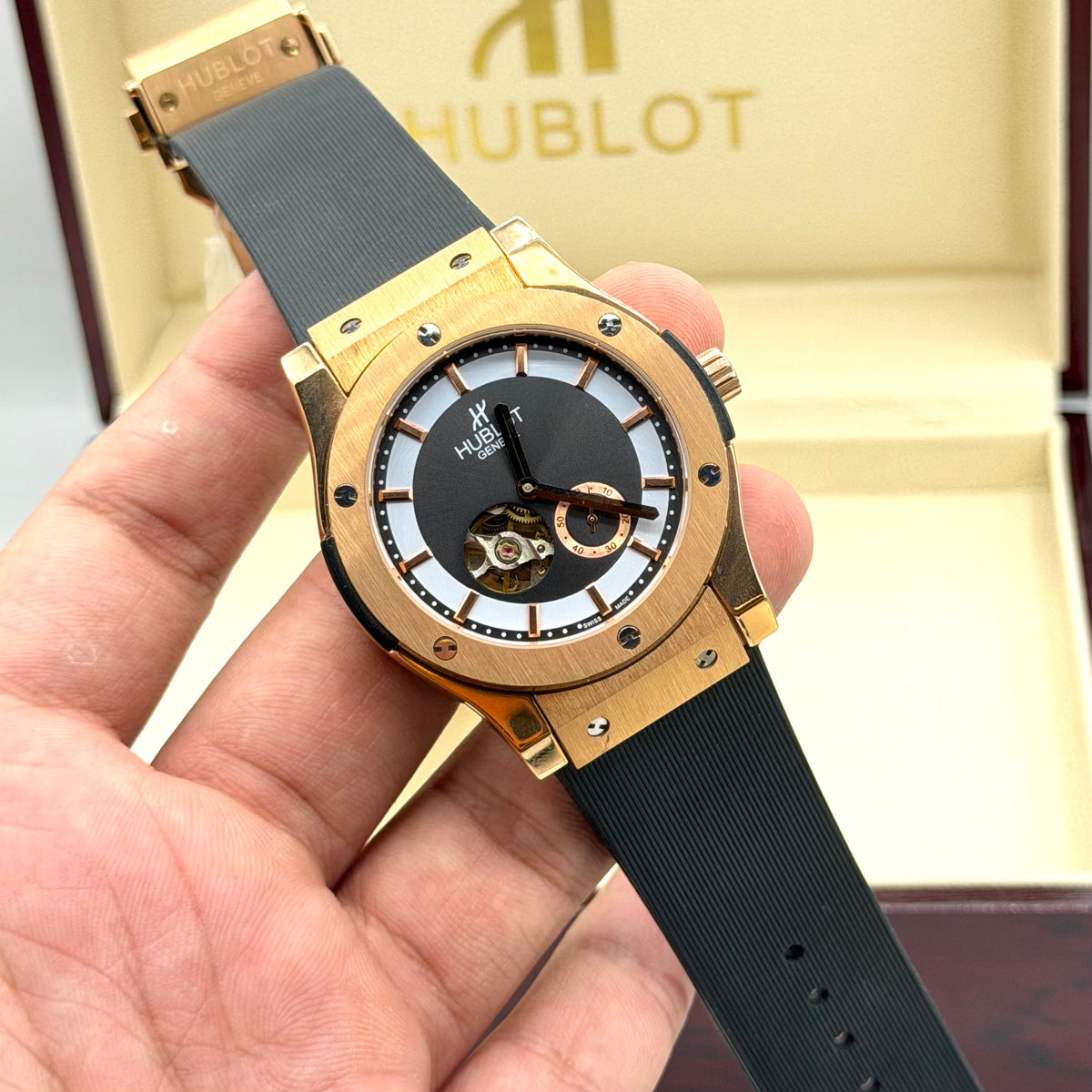HUB MASTER PLUS WATCH WITH BOX