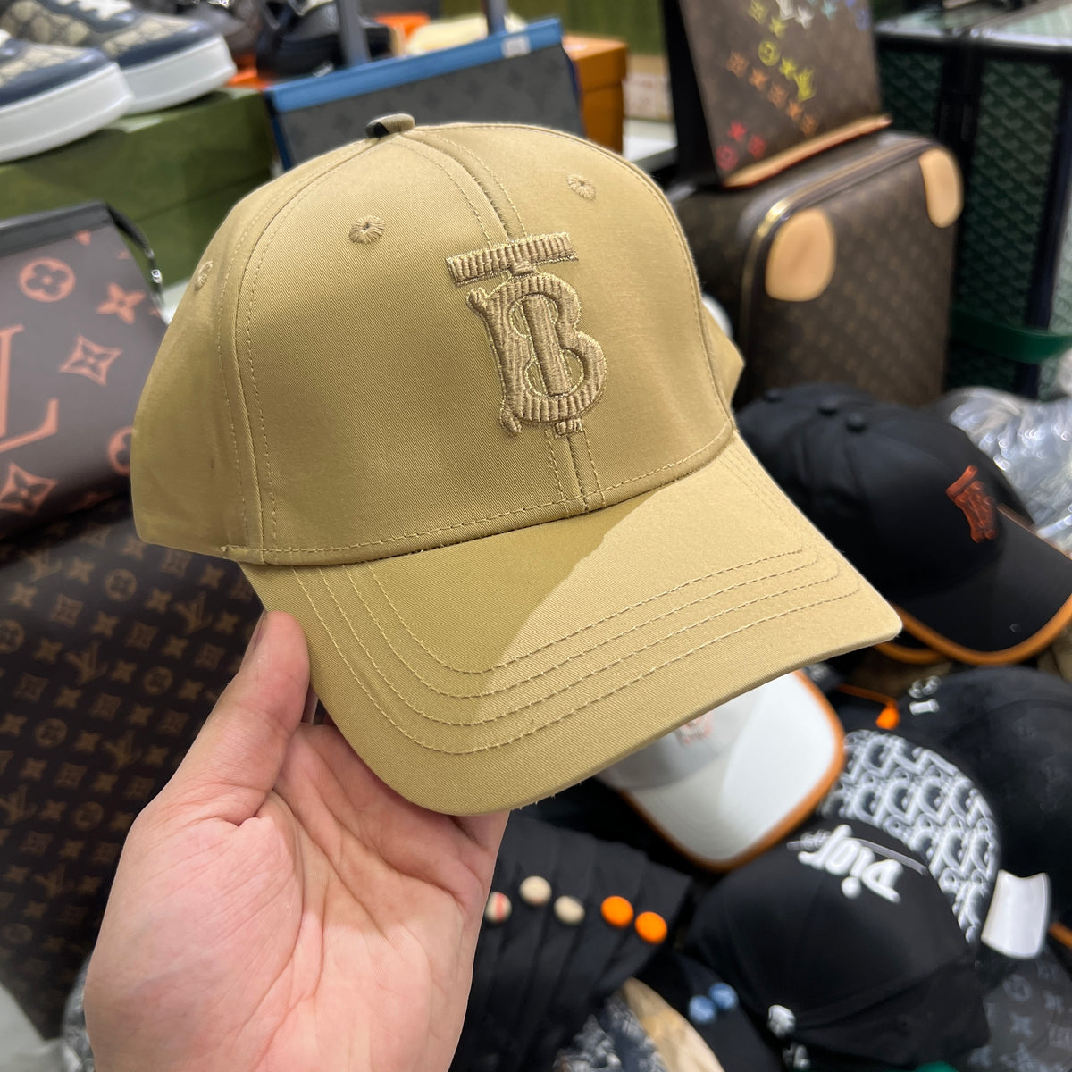 HIGH QUALITY CAP