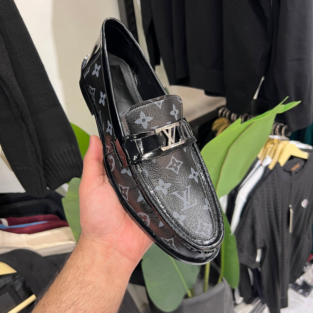 LOAFERS 02