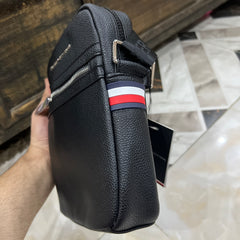 Tommy Classic Shoulder Bag