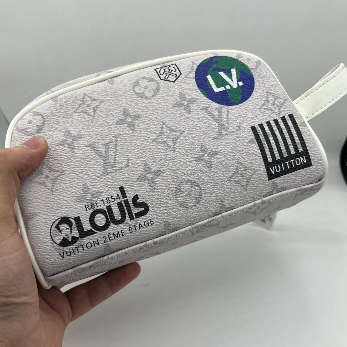 LV pouch premium Bag