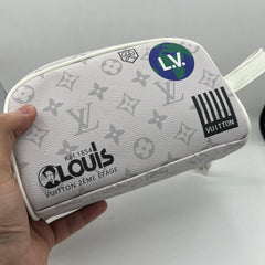 LV pouch premium Bag