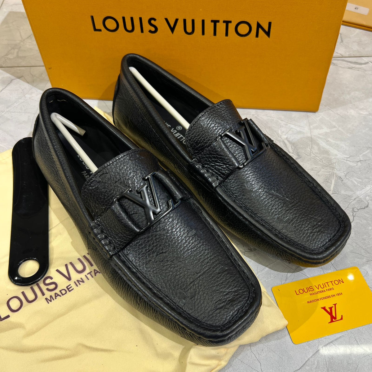 LV (BL) LOAFERS