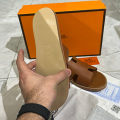 HERMES 'BROWN LEATHER HIGH QUALITY SLIDE