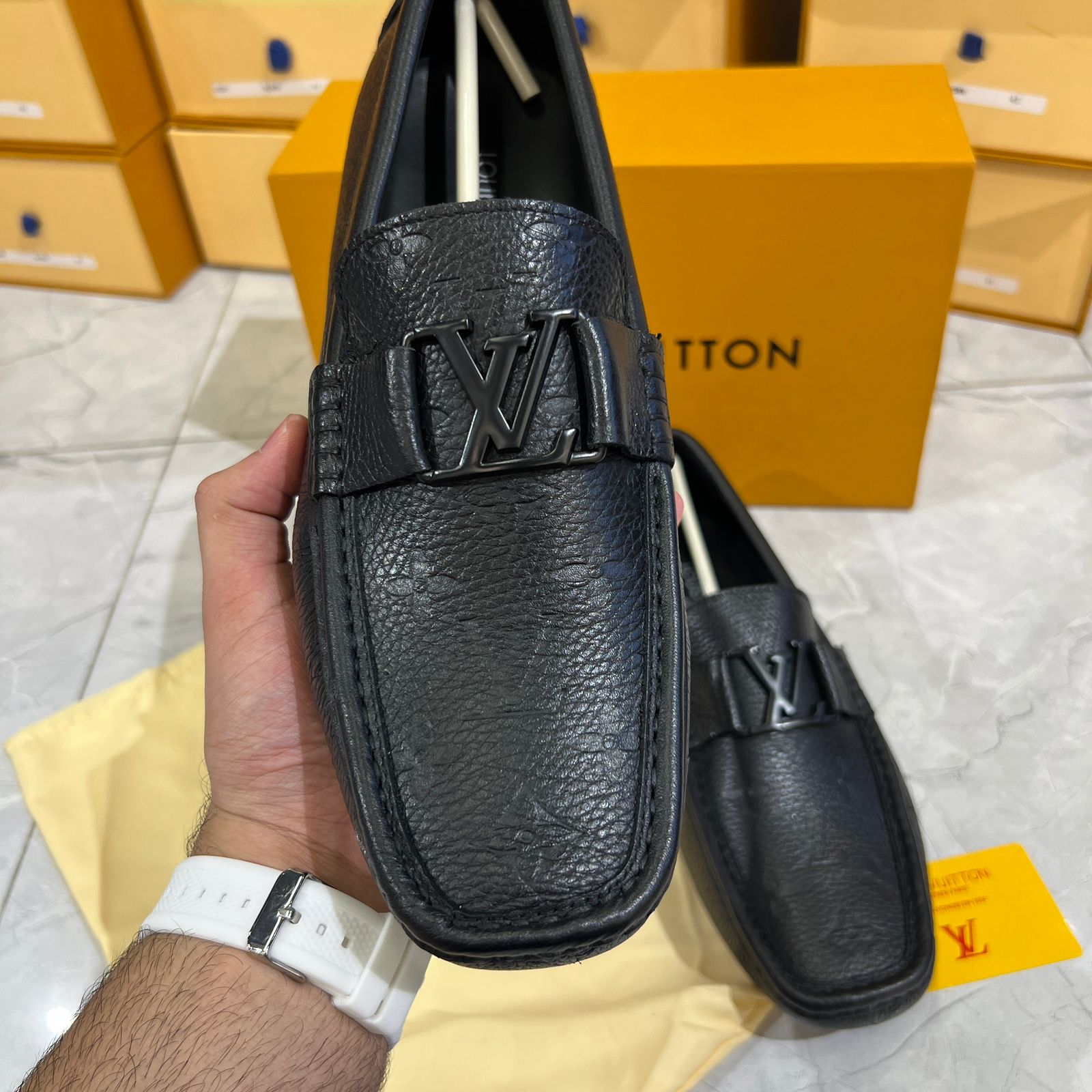 LV (BL) LOAFERS