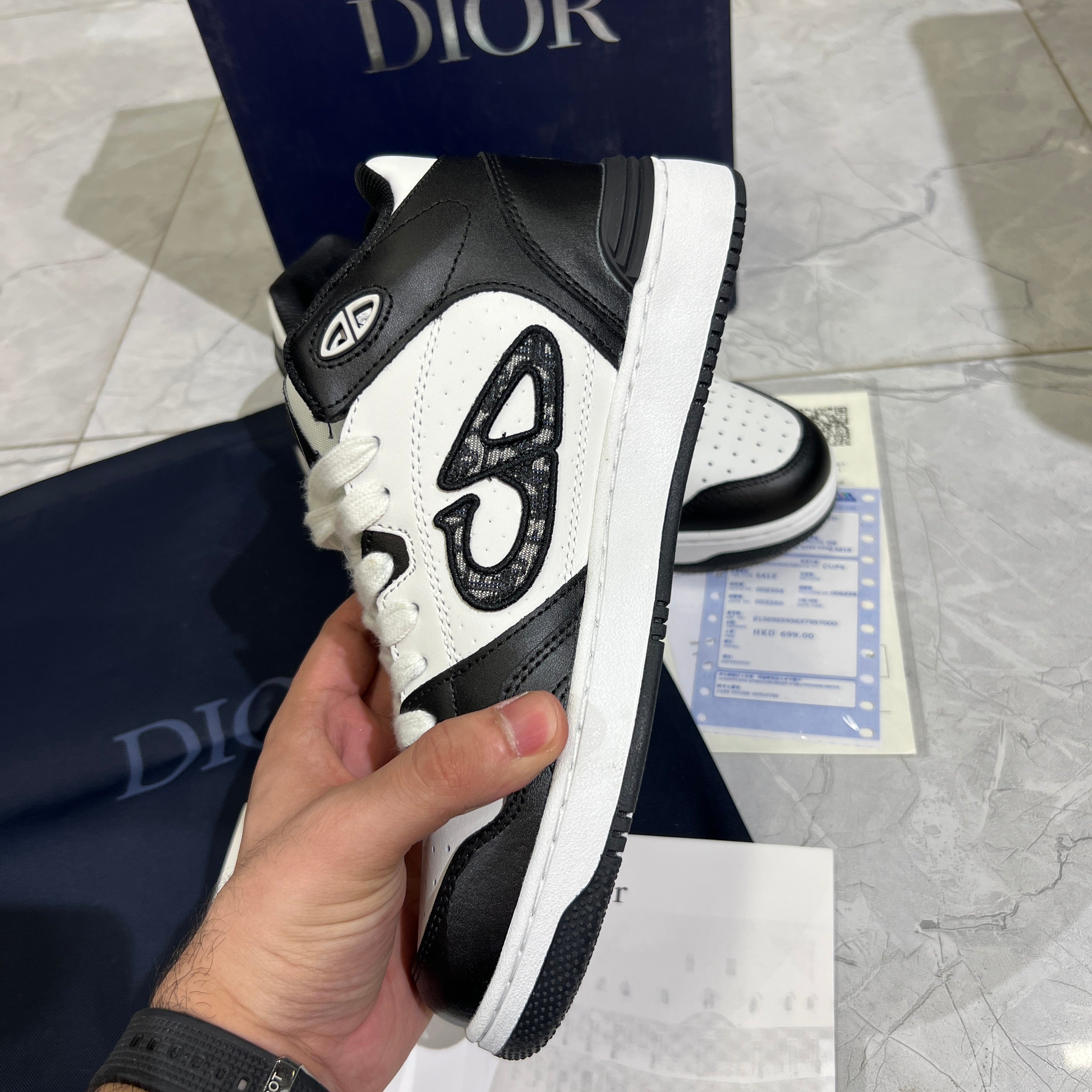 Dior B57 'Black White SNEAKERS