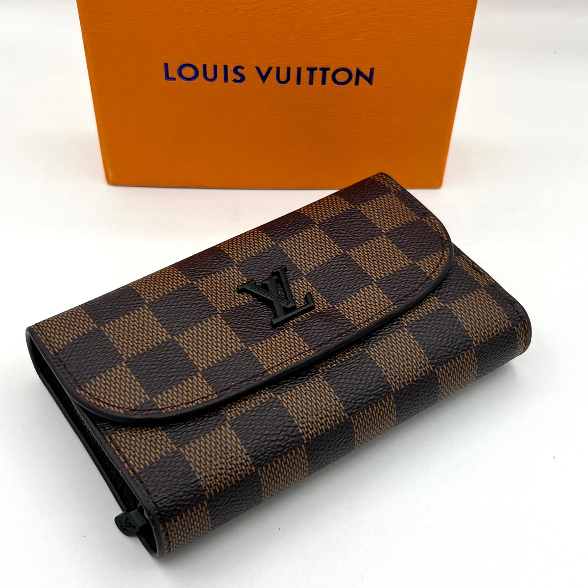 LV Classic Zip Wallet WAL