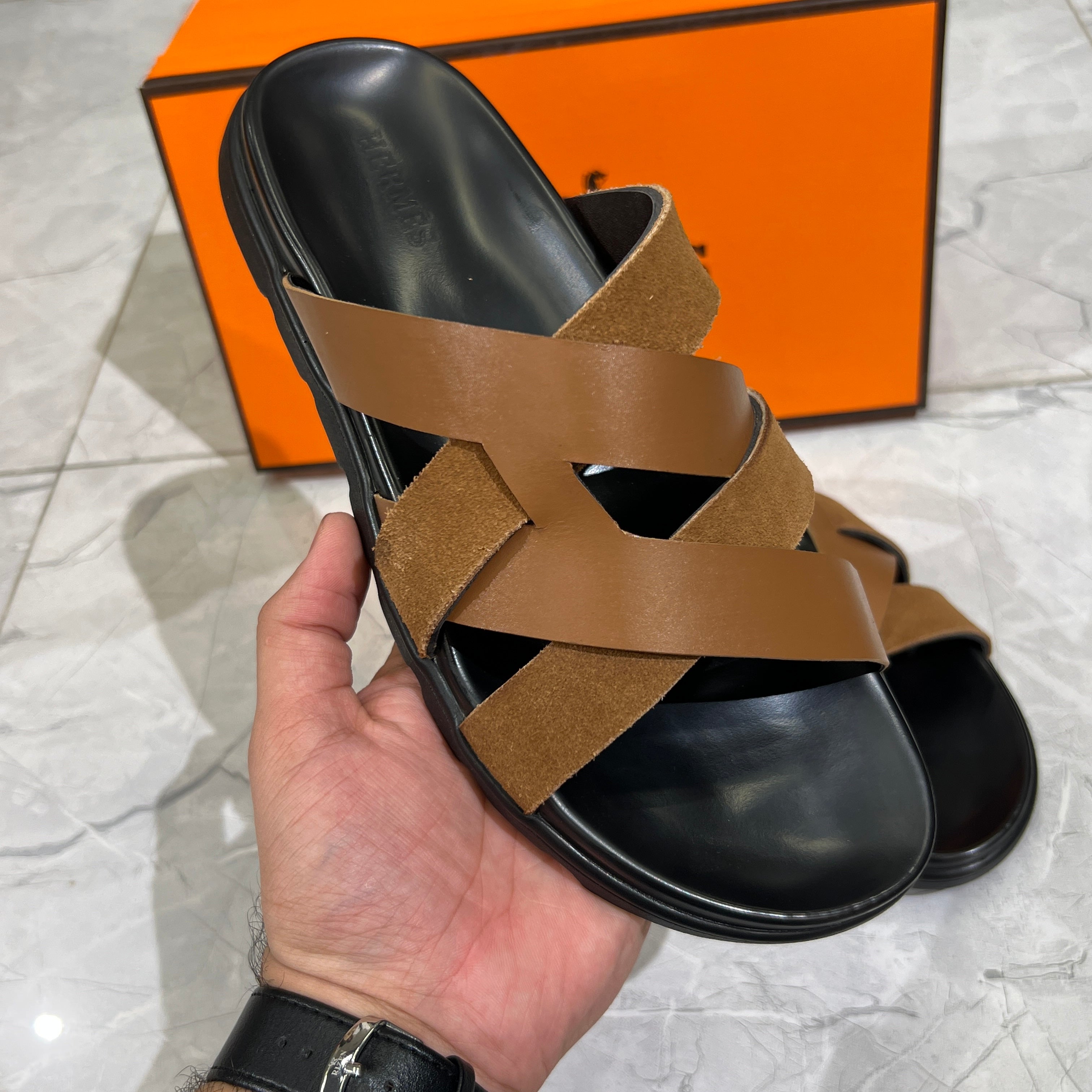 HERMES 'BROWN LEATHER HIGH QUALITY SLIDE