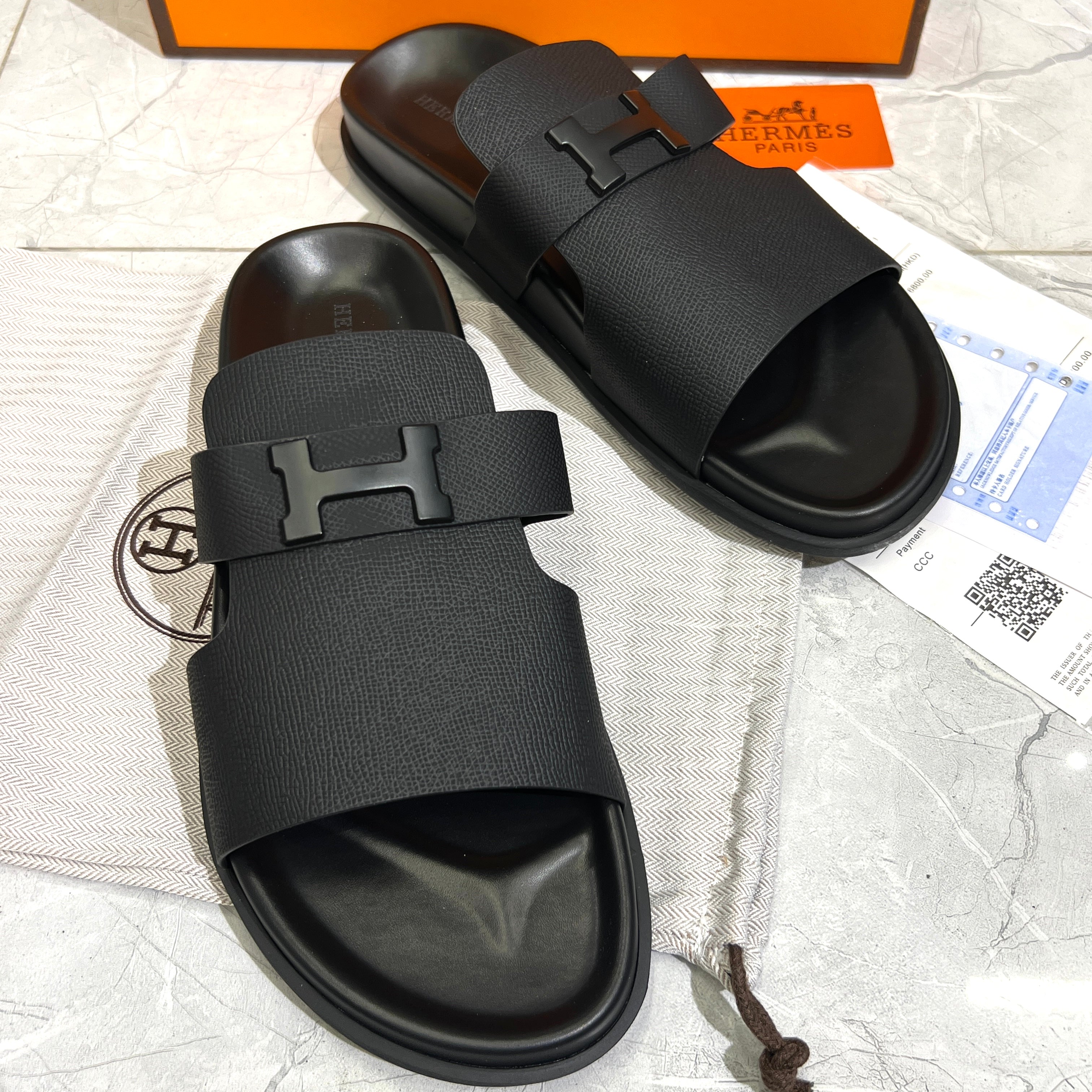 HERMES 'BLACK HIGH QUALITY SLIDE
