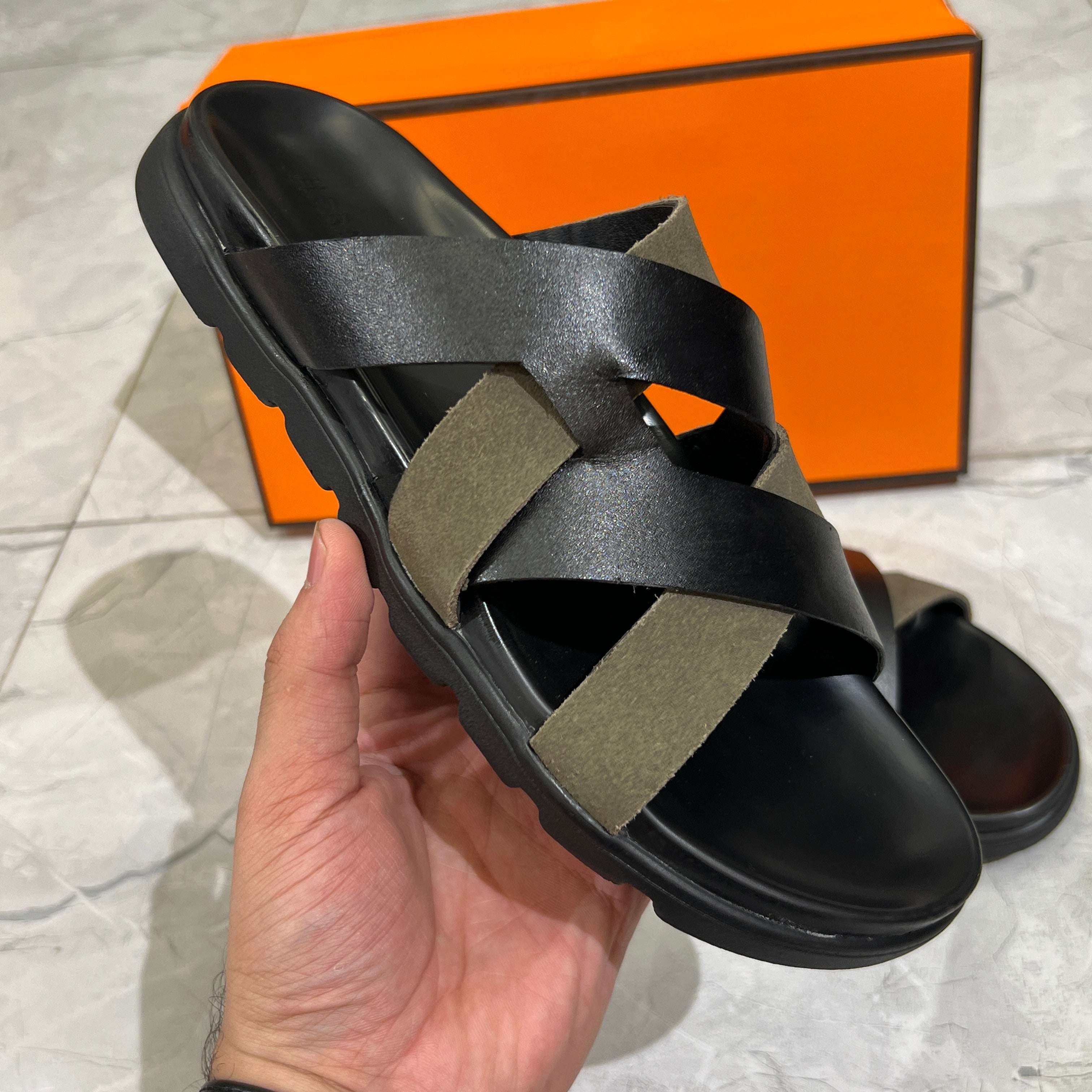 HERMES 'BLACK BRN LEATHER HIGH QUALITY SLIDE