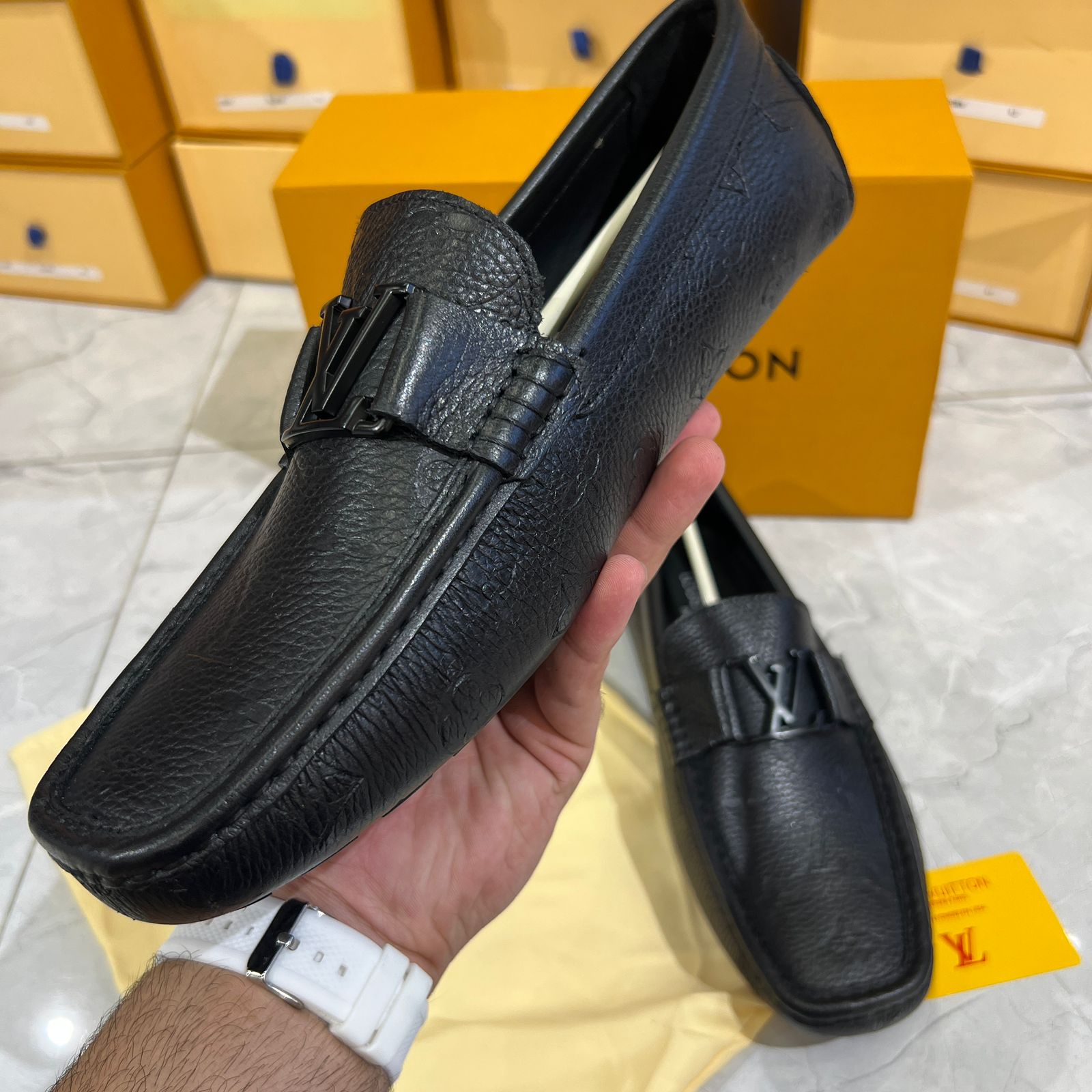 LV (BL) LOAFERS